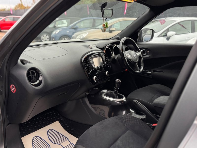 NISSAN JUKE