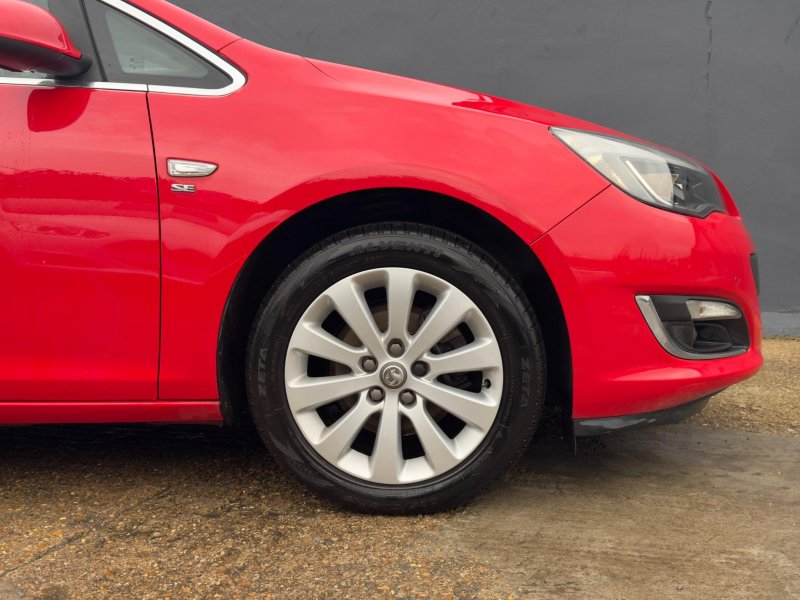 VAUXHALL ASTRA