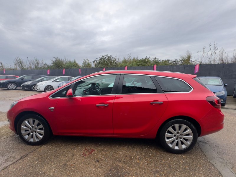 VAUXHALL ASTRA