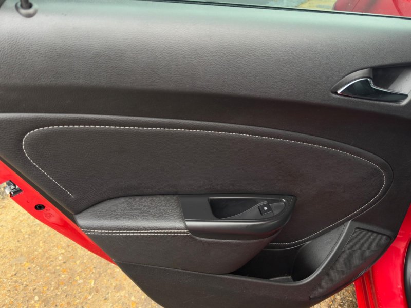 VAUXHALL ASTRA