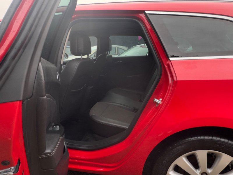 VAUXHALL ASTRA