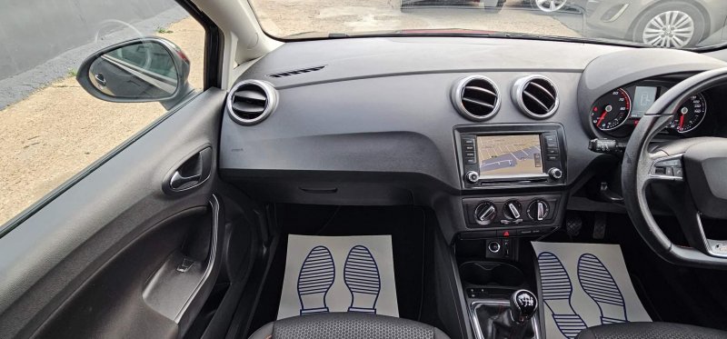 SEAT IBIZA