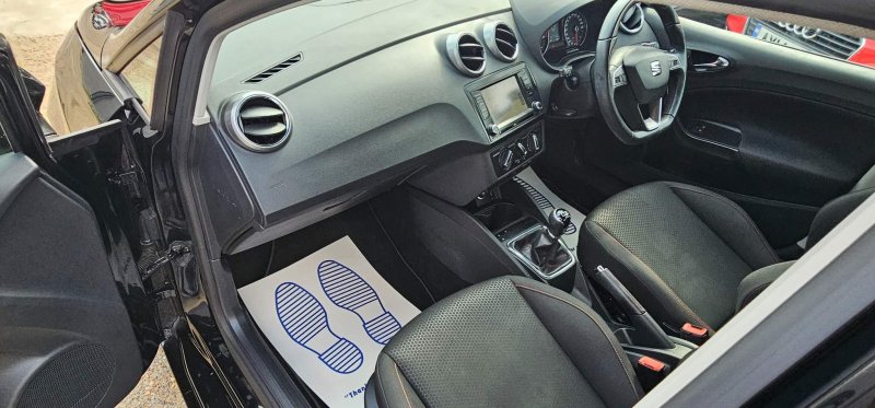 SEAT IBIZA