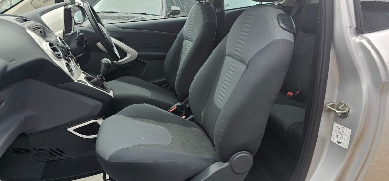FORD KA