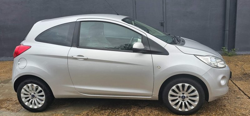 FORD KA