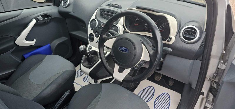 FORD KA