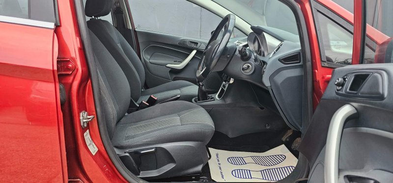 FORD FIESTA