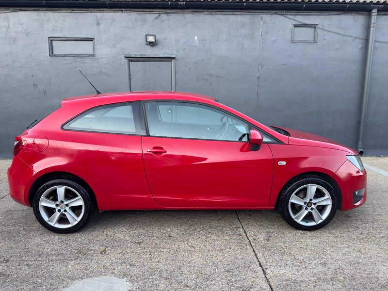SEAT IBIZA
