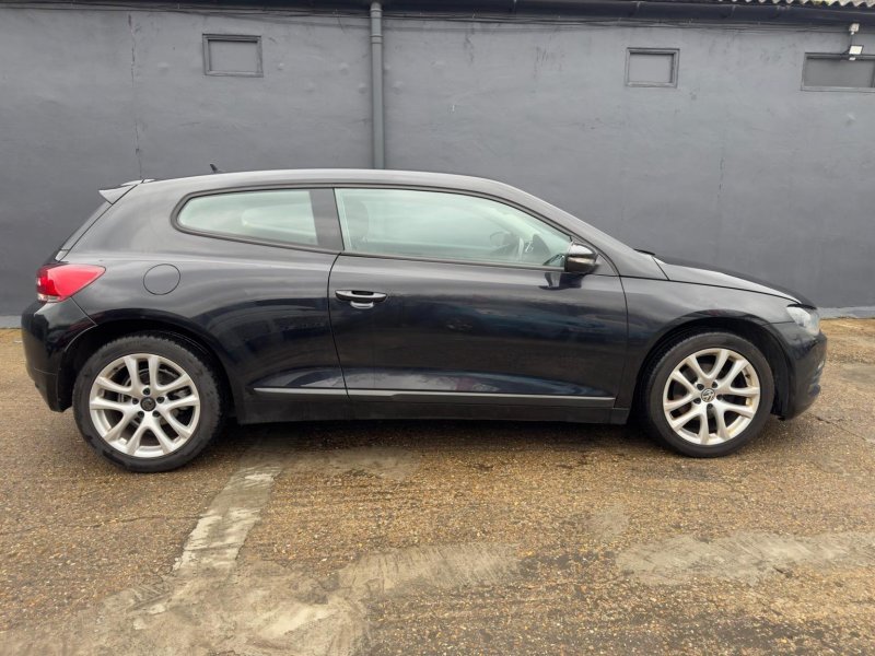 VOLKSWAGEN SCIROCCO