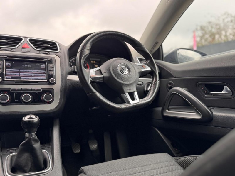 VOLKSWAGEN SCIROCCO