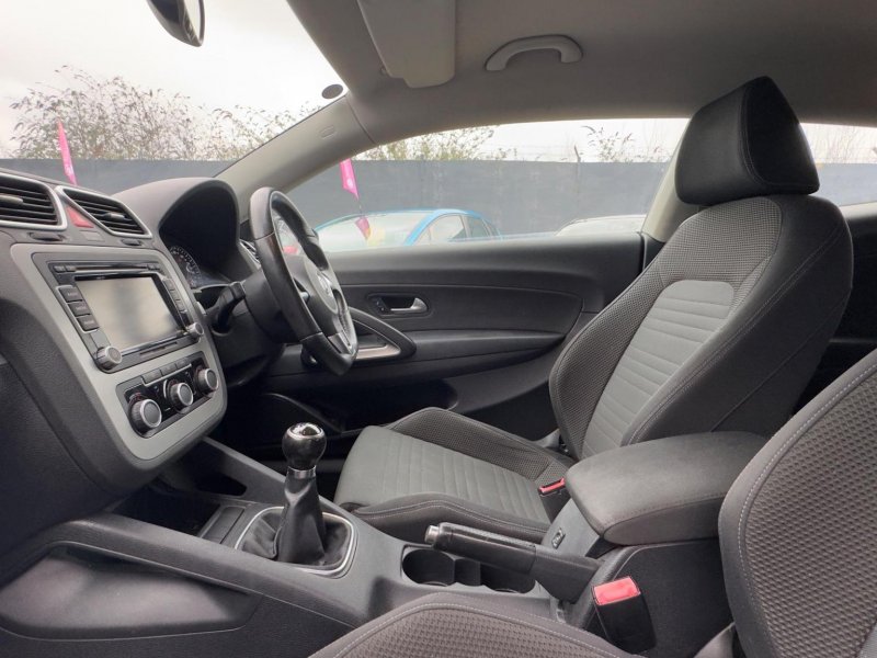 VOLKSWAGEN SCIROCCO
