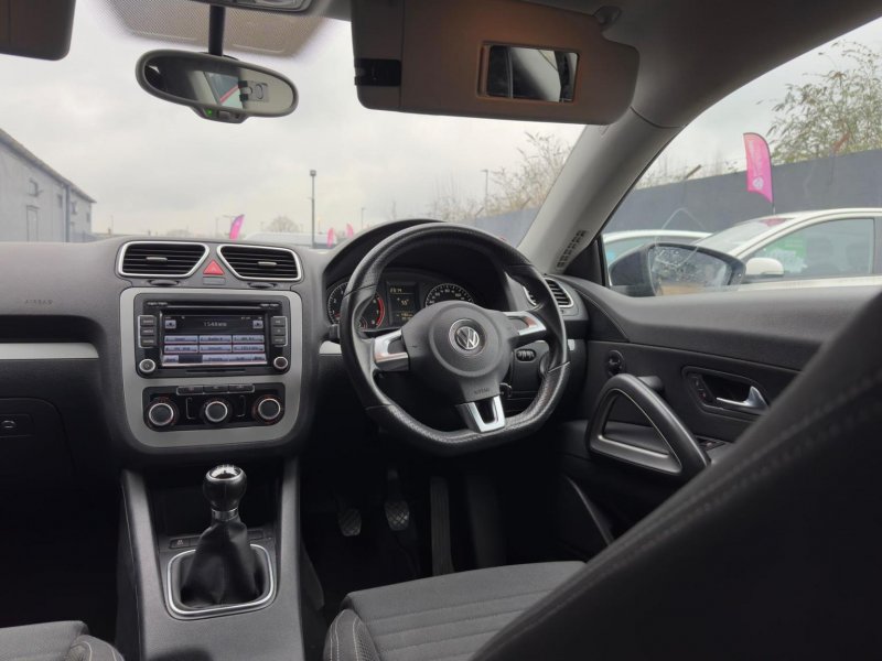 VOLKSWAGEN SCIROCCO