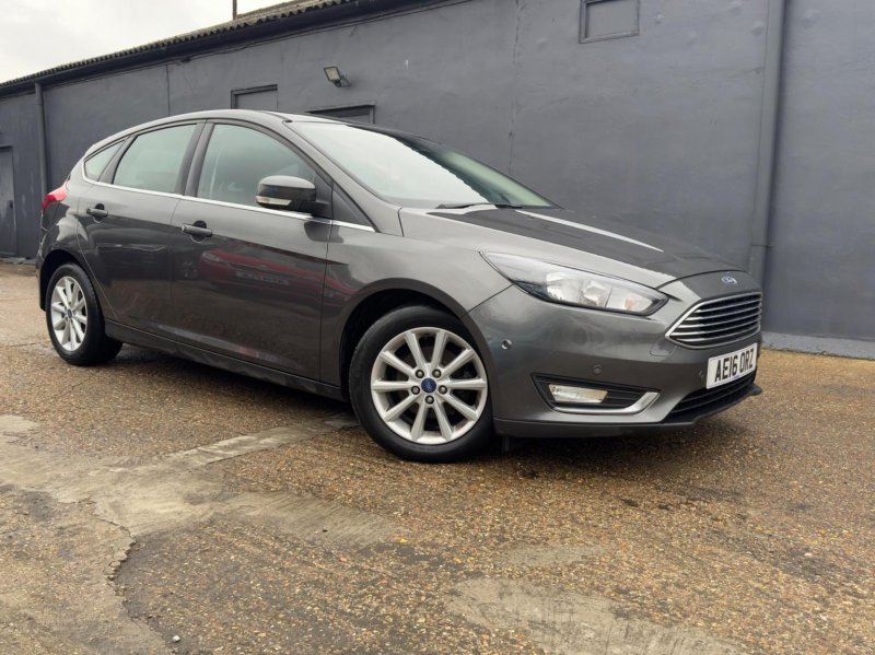 FORD FOCUS