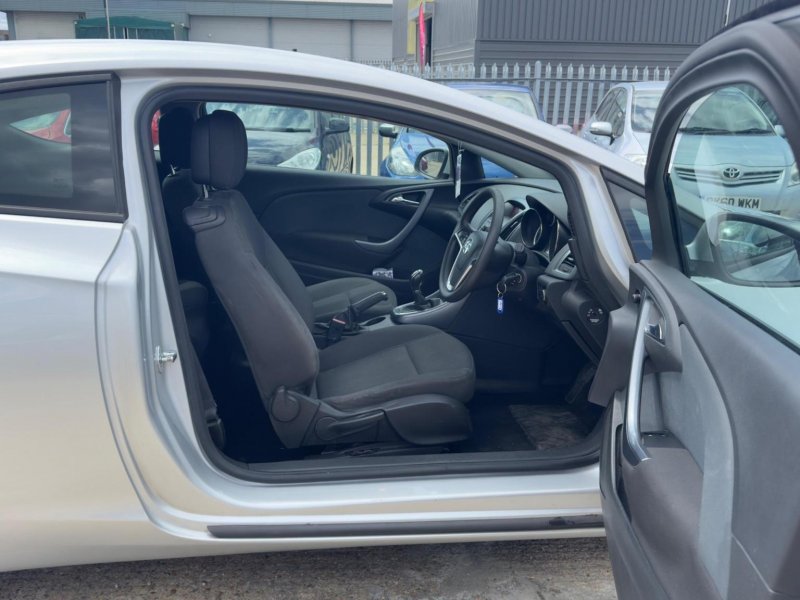 VAUXHALL ASTRA GTC