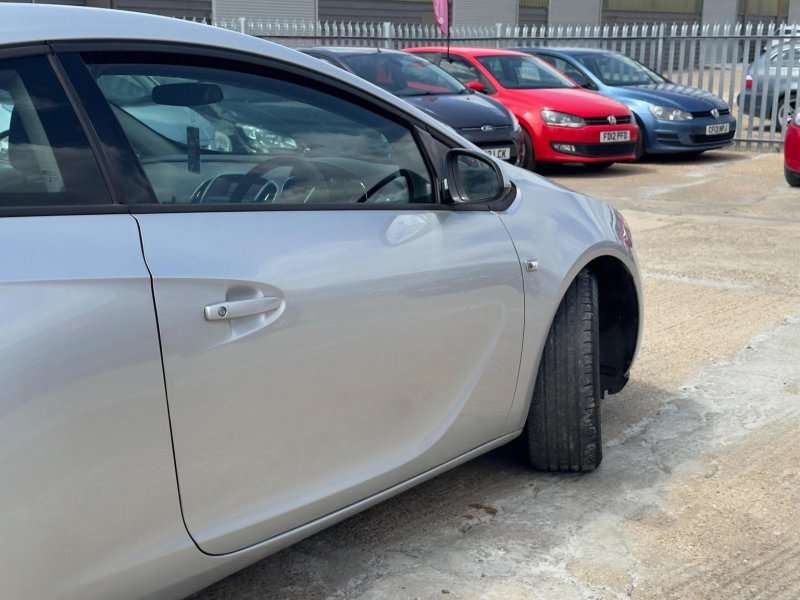 VAUXHALL ASTRA GTC