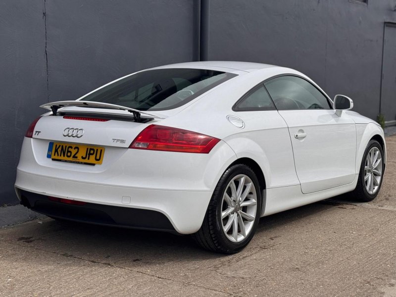 AUDI TT