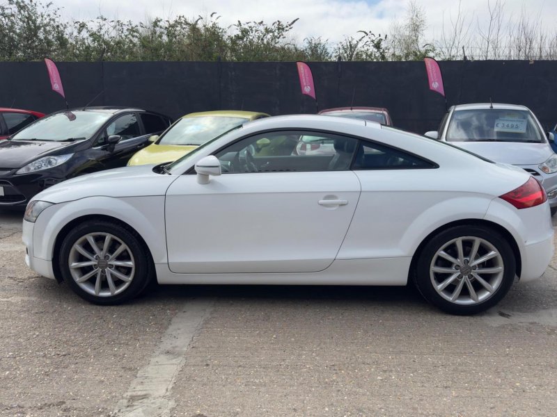 AUDI TT