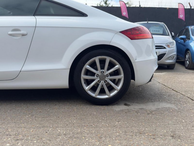 AUDI TT