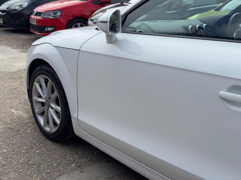 AUDI TT