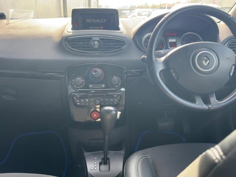 RENAULT CLIO