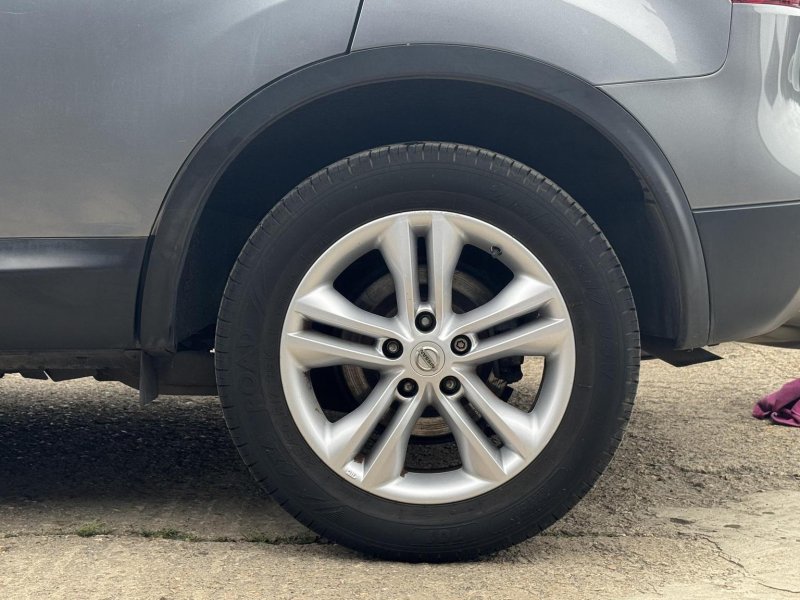 NISSAN QASHQAI