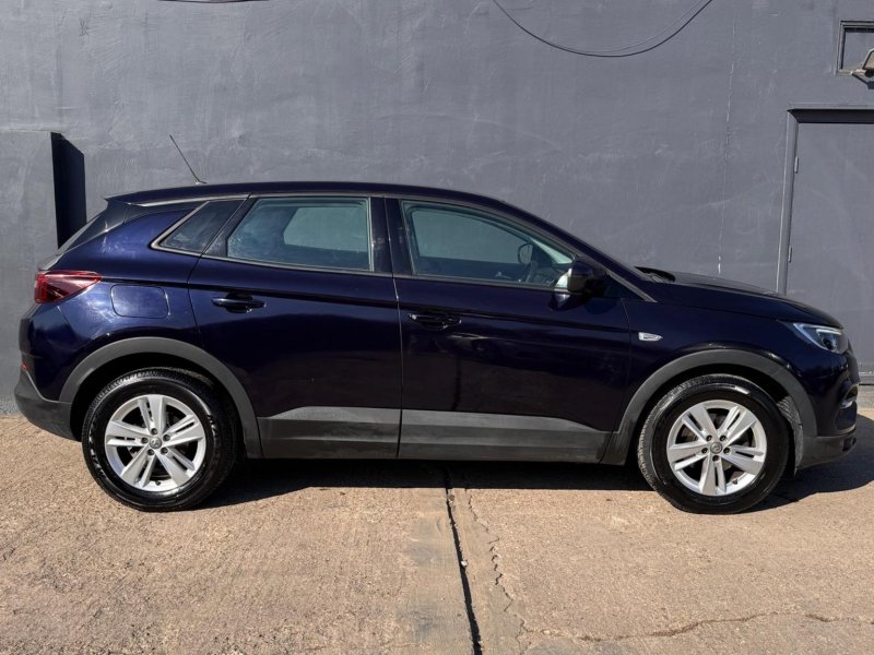 VAUXHALL GRANDLAND X