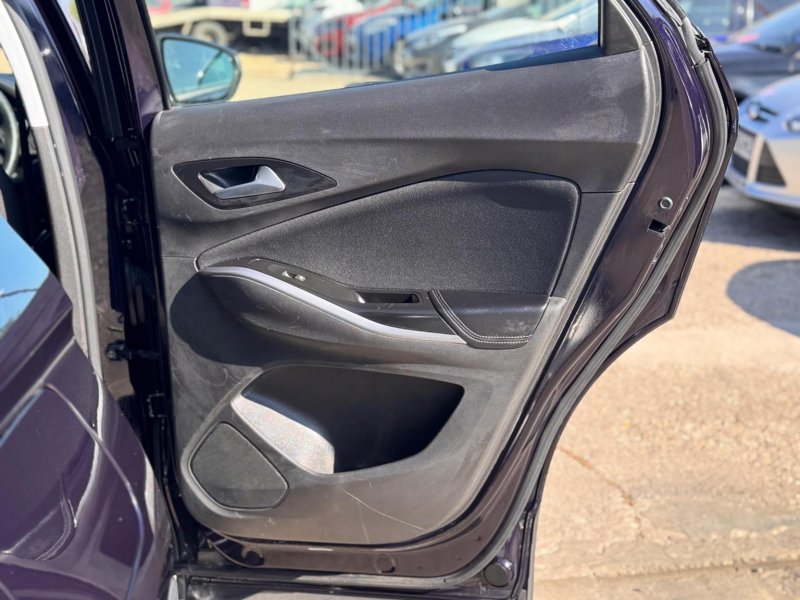 VAUXHALL GRANDLAND X