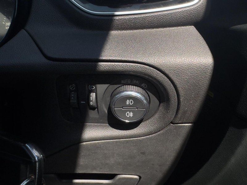 VAUXHALL GRANDLAND X