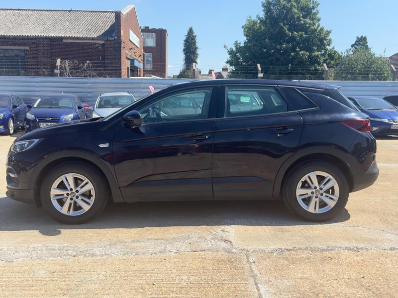 VAUXHALL GRANDLAND X
