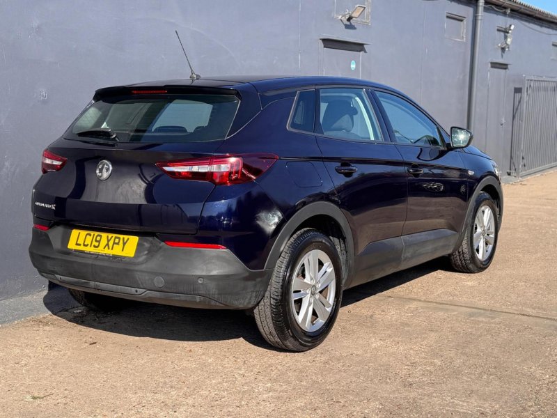 VAUXHALL GRANDLAND X