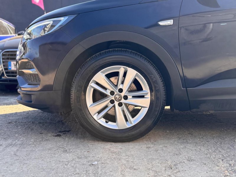 VAUXHALL GRANDLAND X