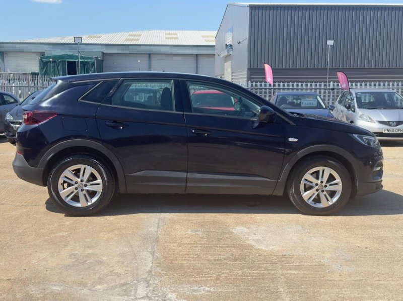 VAUXHALL GRANDLAND X