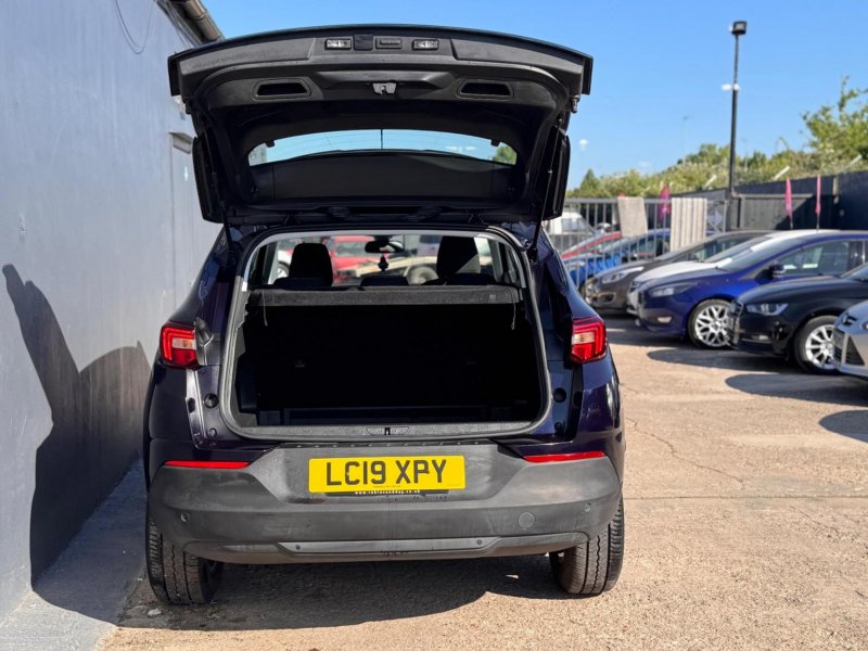 VAUXHALL GRANDLAND X