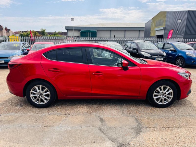 MAZDA MAZDA3