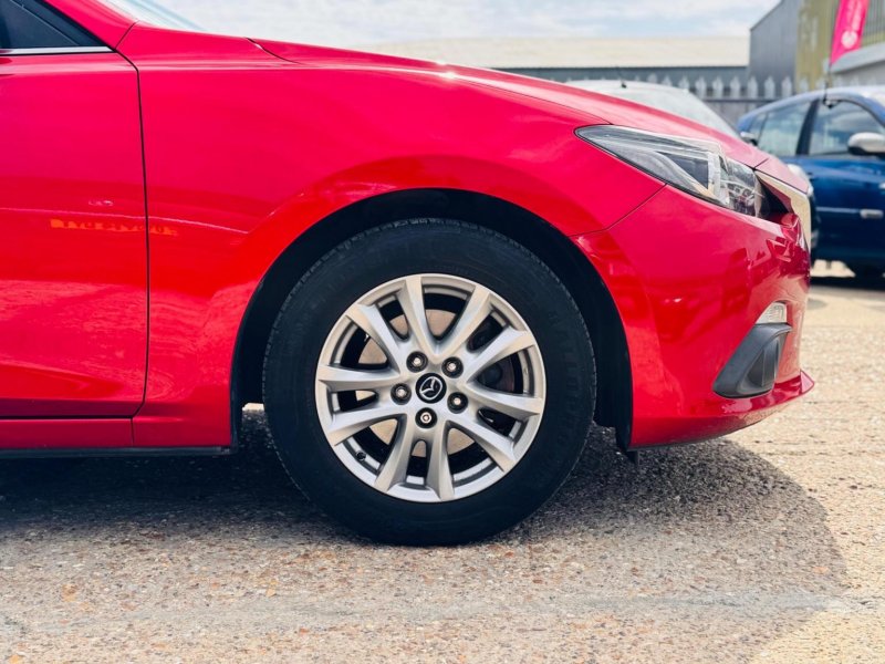 MAZDA MAZDA3