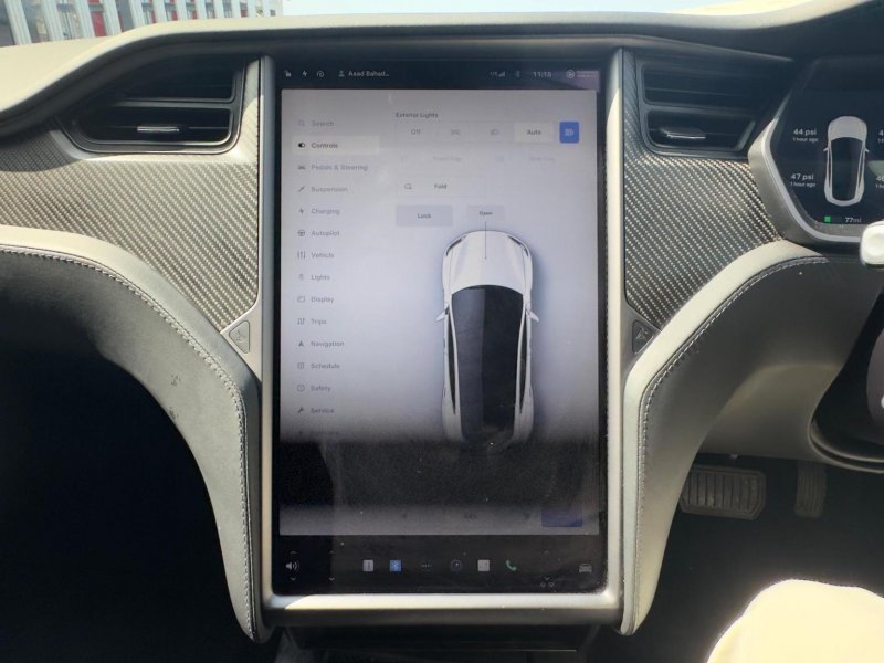 TESLA MODEL S