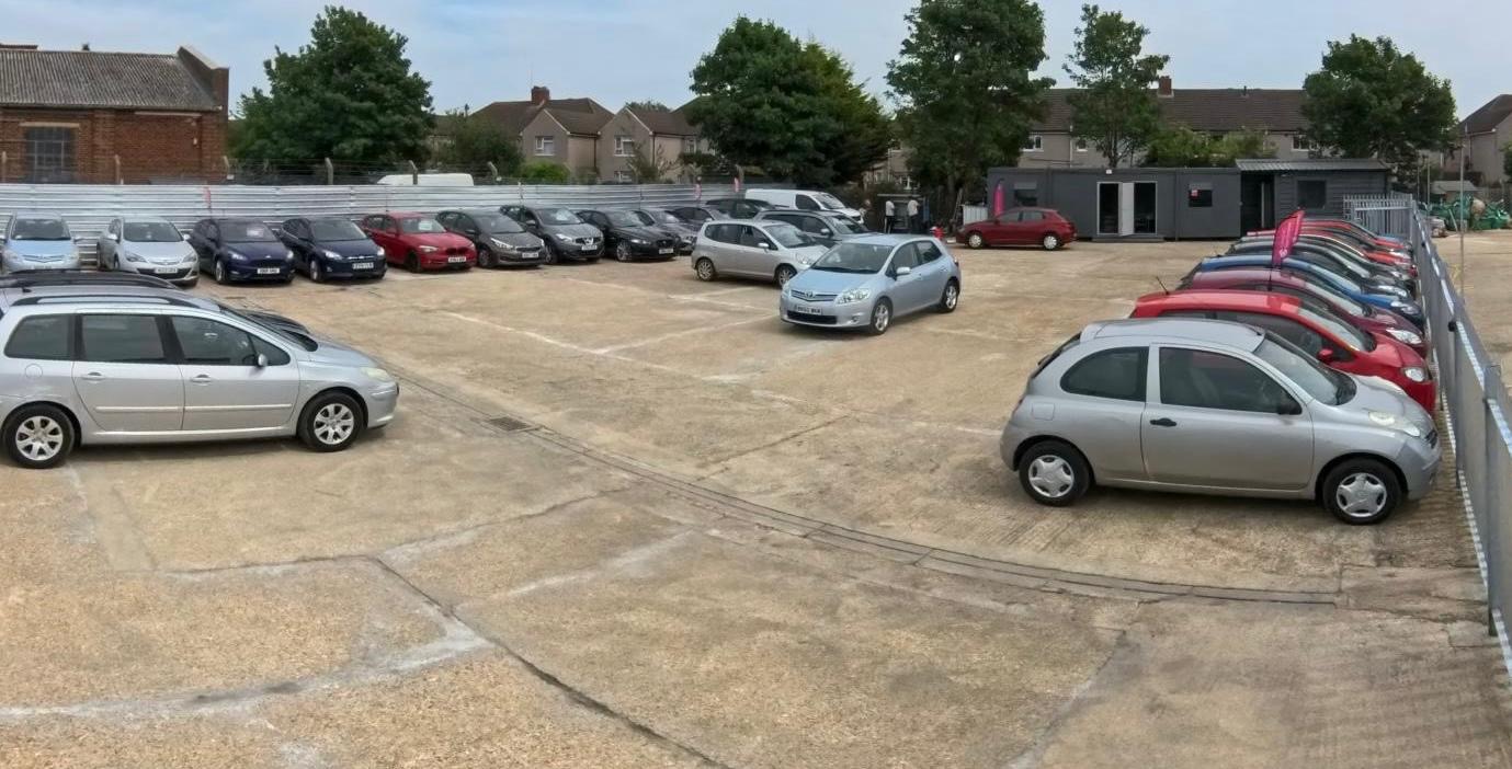 Professional car dealership service